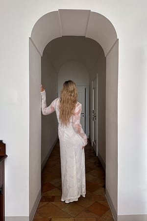 White Maxi robe transparente