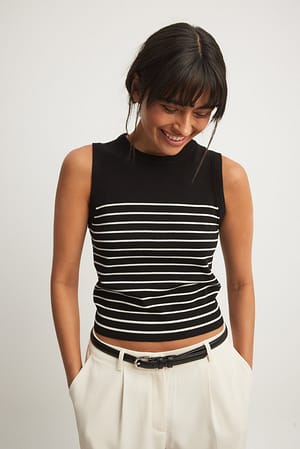 Black/White Stripe Sleeveless Knitted Striped Top