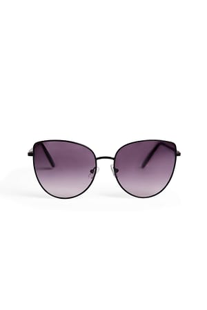 Black Slim Frame Big Cateye Sunglasses