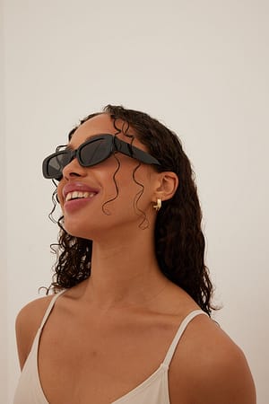 Black Wąskie okulary przeciwsłoneczne