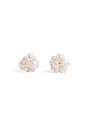 White Pendientes de perlas pequeñas