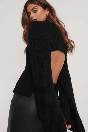 Cut Out Back Knitted Sweater Black | NA-KD