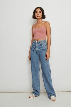Thin Strap Cropped Basic Singlet Outfit