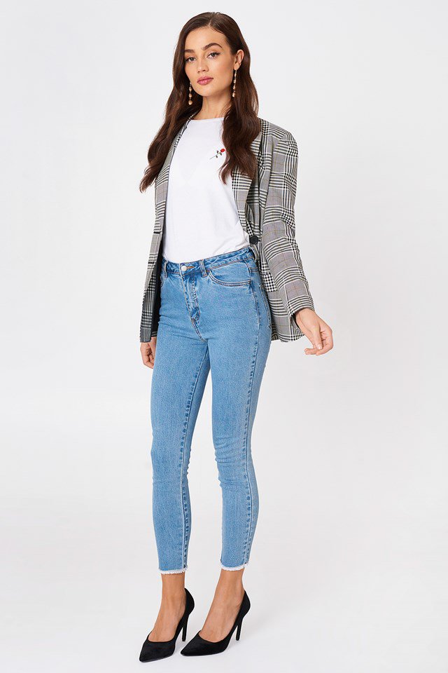 Fray Light Jeans Outfit