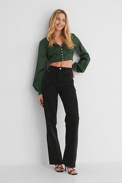 How cute is this blouse? Wear it with denim jeans and strappy heels and you have fantastic outfit.