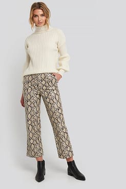 High Neck Volume Cuffs Knitted Sweater Outfit.