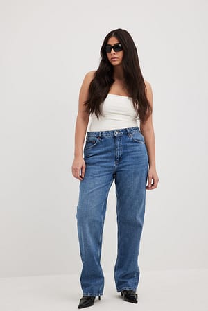 Straight High Waist Jeans Outfit.