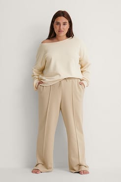 One Shoulder Raw Edge Neck Sweater Outfit.