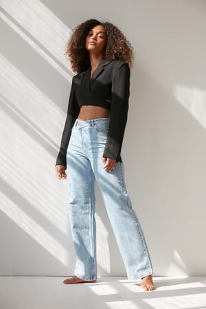 V-Shaped Straight Jeans Outfit.