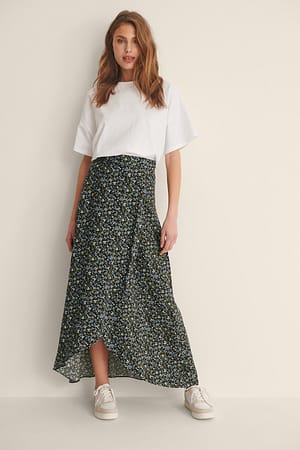 Overlap Printed Maxi Skirt Outfit.