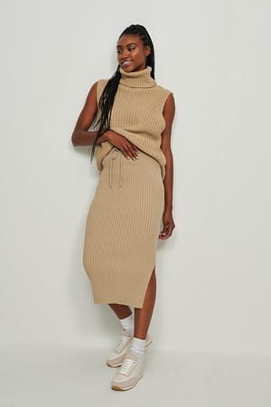 Ribbed Knitted Drawstring Skirt Outfit