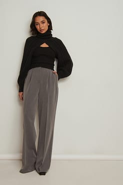 Knitted Turtle Neck Supercropped Cardigan Outfit.