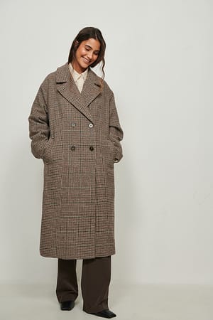 Loose Fit Checked Coat Outfit