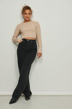 Ribbed Oversized Long Sleeved Crop Top Outfit.