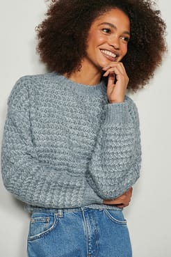 Heavy Knitted Round Neck Sweater Outfit.