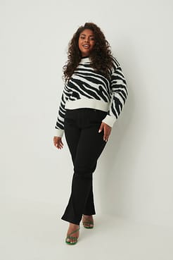 Zebra Oversized Cropped Knitted Sweater Outfit.