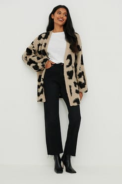 Leo Knitted Oversized Brushed Cardigan Outfit.