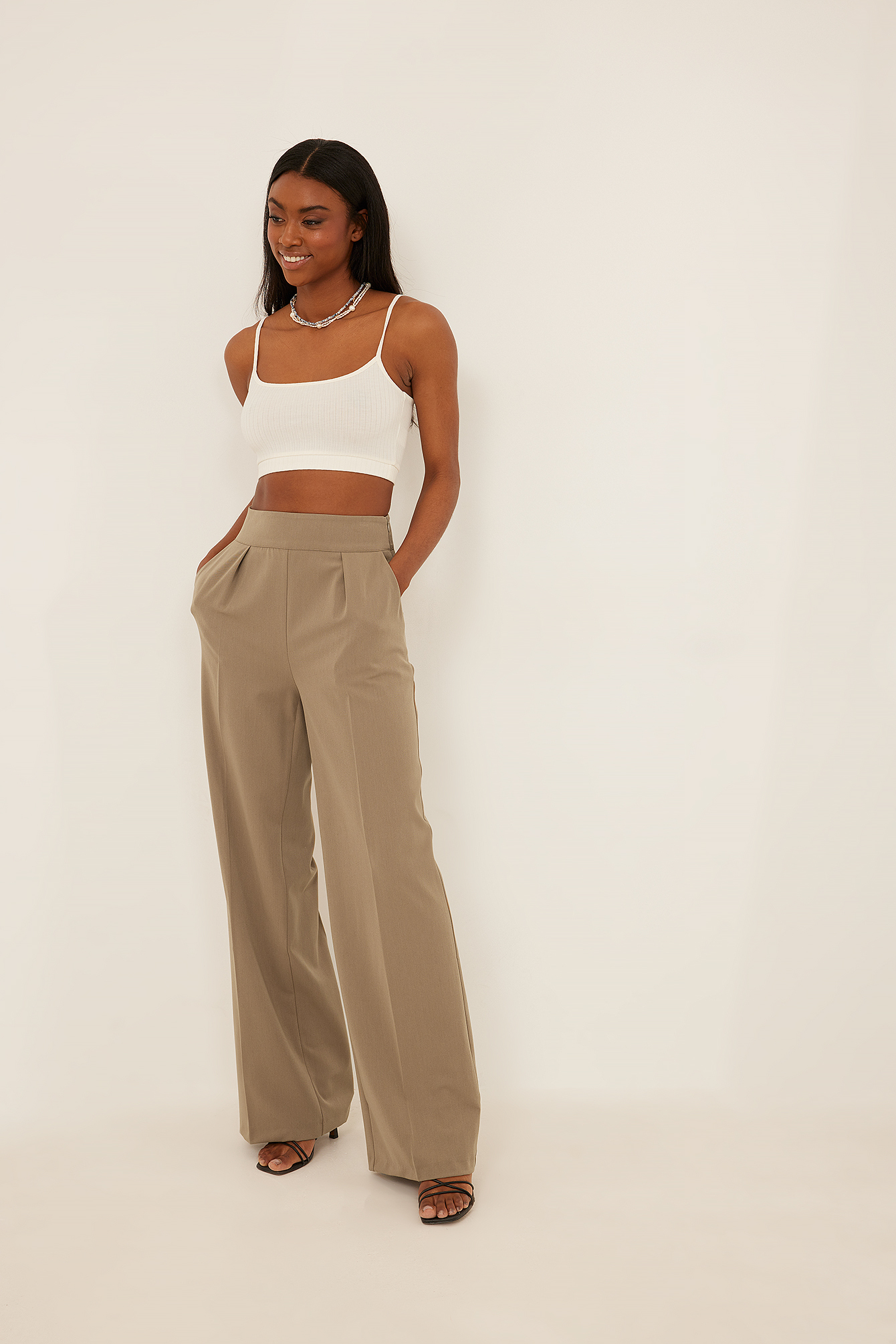 high waisted palazzo pants outfits