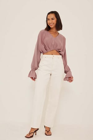 Cropped Flowy Blouse Outfit.