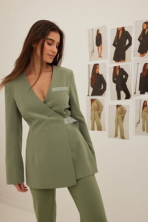 Waist Detail Fitted Blazer Outfit