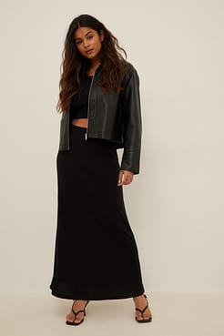 High Waist Ribbed Maxi Skirt Outfit.