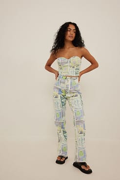 Printed High Waist Jeans Outfit