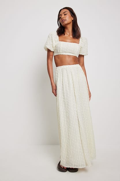 Antique White Puffy Sleeve Cropped Detail Top
