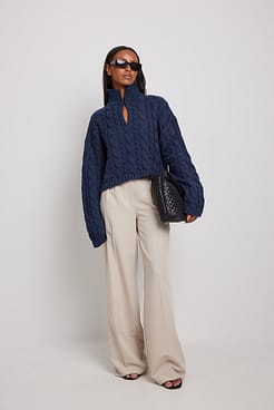 Keyhole Oversized Cropped Cable Knit Outfit