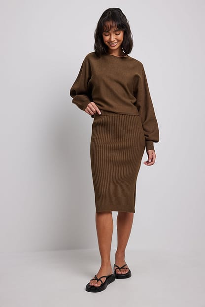 Brown Krótki dziergany sweter z zaokrąglonym dekoltem