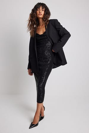 Waterfall Sequin Midi Dress Outfit