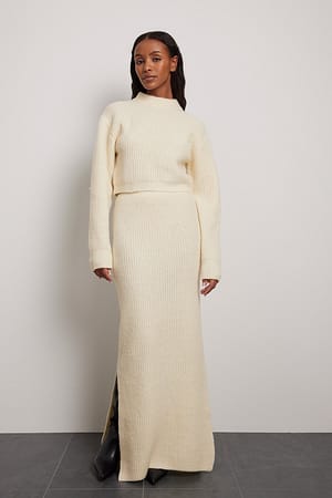 Wool Blend Ribbed Knitted Maxi Skirt Outfit