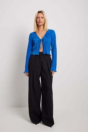 Tie Detail Pleated Top Outfit.