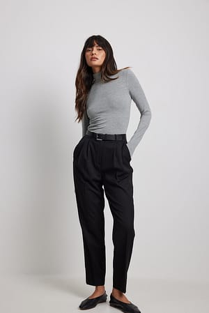 Regular Cropped Suit Pants Outfit.