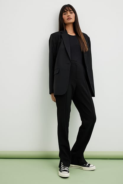 Black Oversized-fit Tailored Blazer