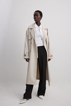 Oversized Trenchcoat Outfit