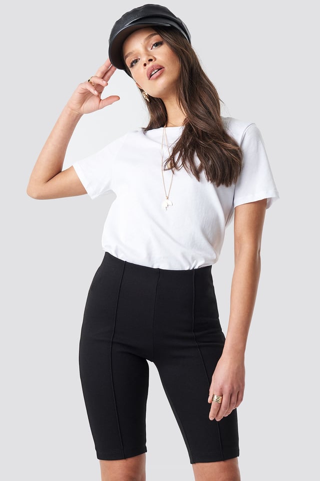 Cycle Leggings Black Outfit