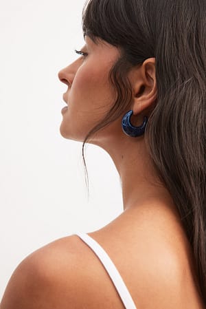 Blue Hoopörhängen med stenlook