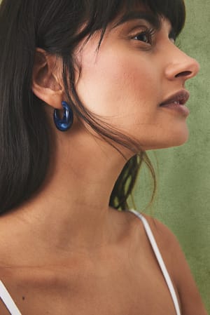 Blue Hoopörhängen med stenlook