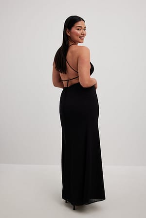 Black Szyfonowa sukienka maxi z wiązaniem z tyłu