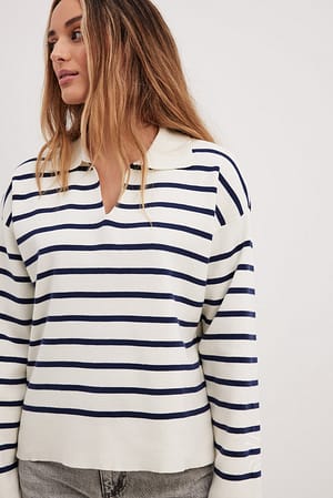 Offwhite/Navy Striped Knitted Collar Sweater