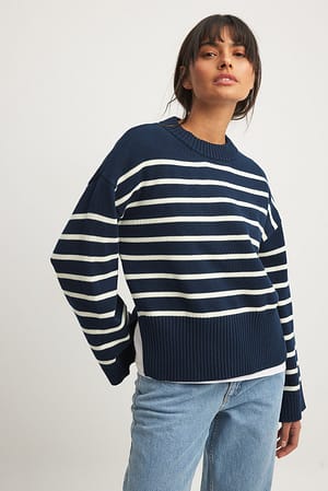 Navy/White Stripe Stripete oversized strikkegenser