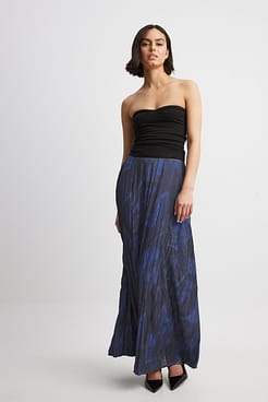 Structured Mid Waist Maxi Skirt Outfit