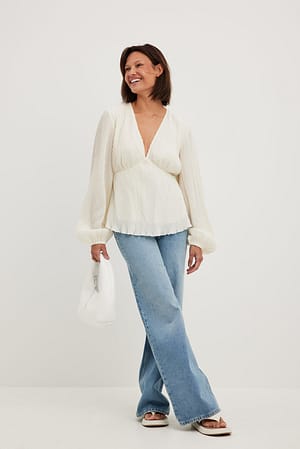 Structured V-neck LS Blouse Outfit