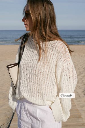 Loose Knitted Oversized Sweater Offwhite