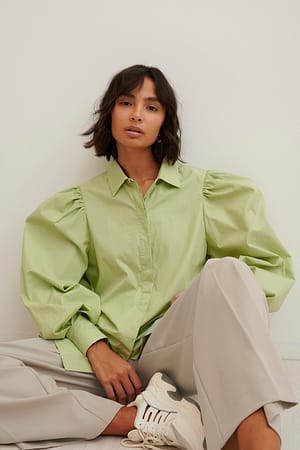 Light Green Koszula Z Bufiastymi Rękawami