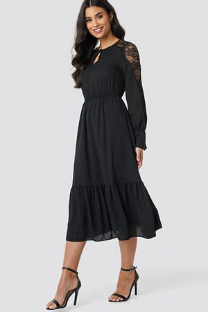 Black Trendyol Lace Detailed Midi Dress