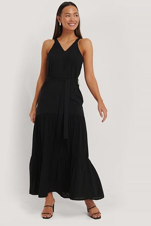 Black Kleid Mit V-Ausschnitt