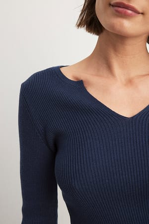 Navy Lichte geribde gebreide sweater met V-detail