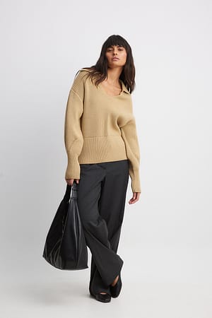 V-neck Knitted Collar Sweater Outfit