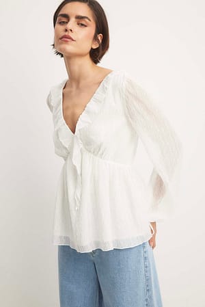 White Chiffon blouse met V-hals en ruches
